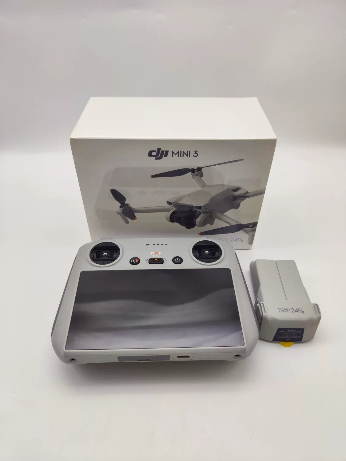 Brand New DJI mini3 with Screen Standard Edition