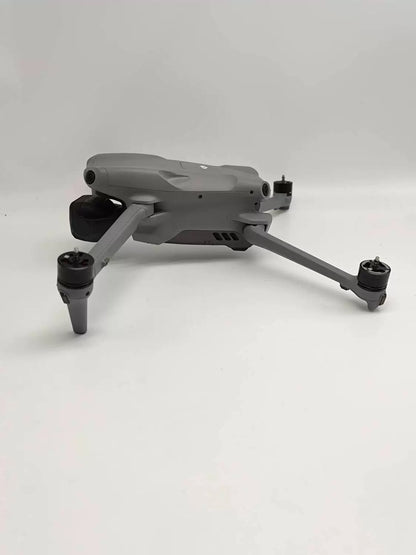 DJI Air 3 with Screen Fly More Combo