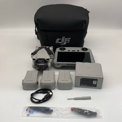 DJI Mini 3 with Screen Remote Fly More Combo - Excellent (95% New)