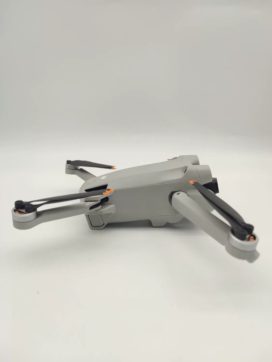 95% New (Like New) DJI Mini 3 Pro with Screen Standard Combo