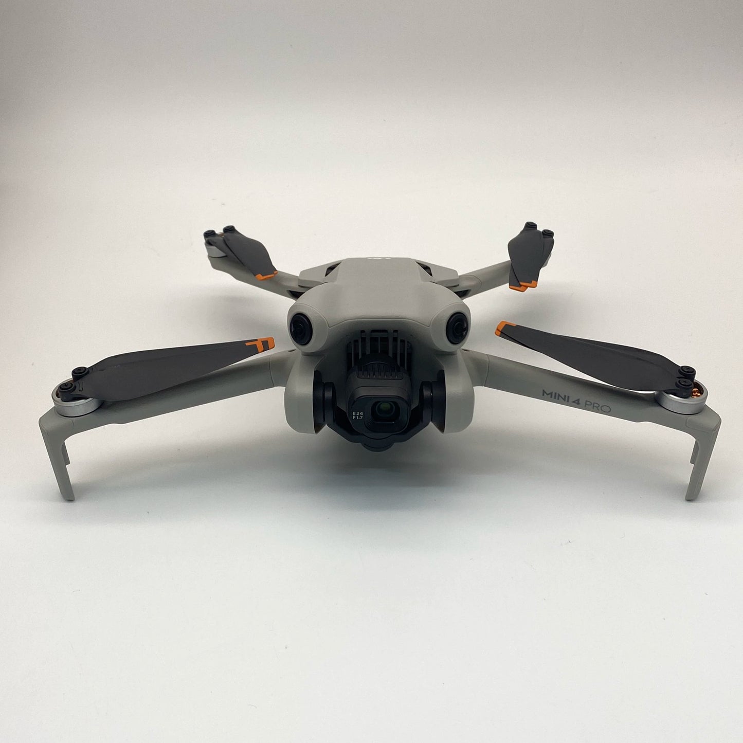 DJI Mini 4 Pro with Screen Remote Controller - Excellent (95% New)