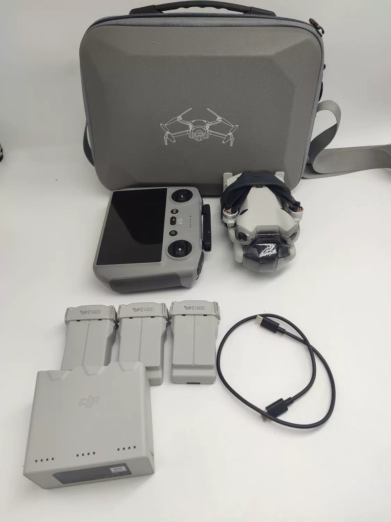 DJI Mini 4 pro with Screen Fly More Combo 2-Year DJI Care Refresh