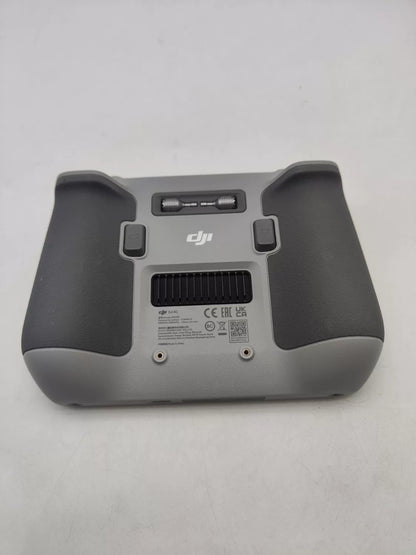 99% New (Mint) DJI mini3pro with Screen Fly More Combo with DJI Care Refresh