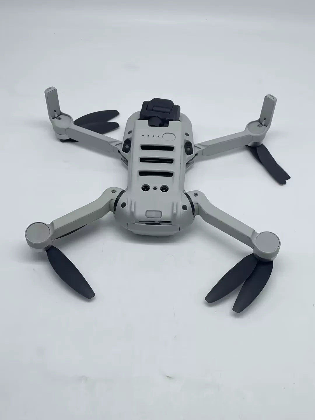 95% New (Like New) DJI Mini 2SE Standard Combo Dual Battery
