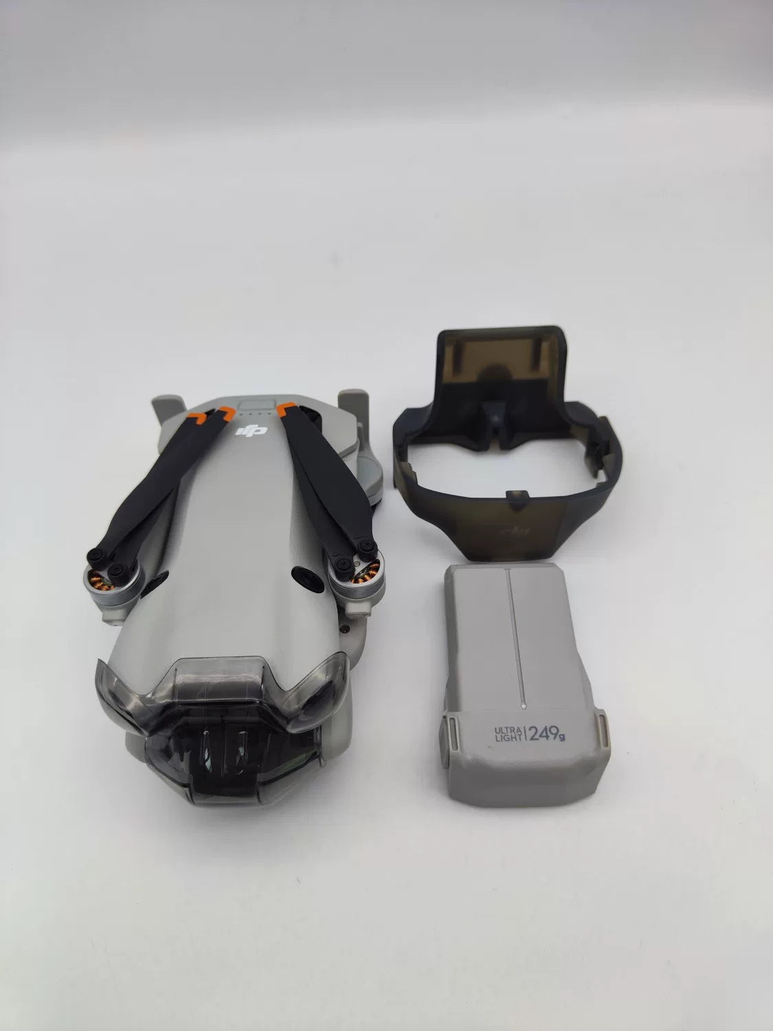 99% New (Mint) DJI mini4pro Body Only