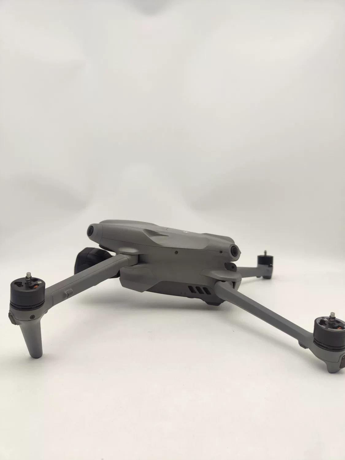 95% New (Like New) DJI air3 with Screen Fly More Combo