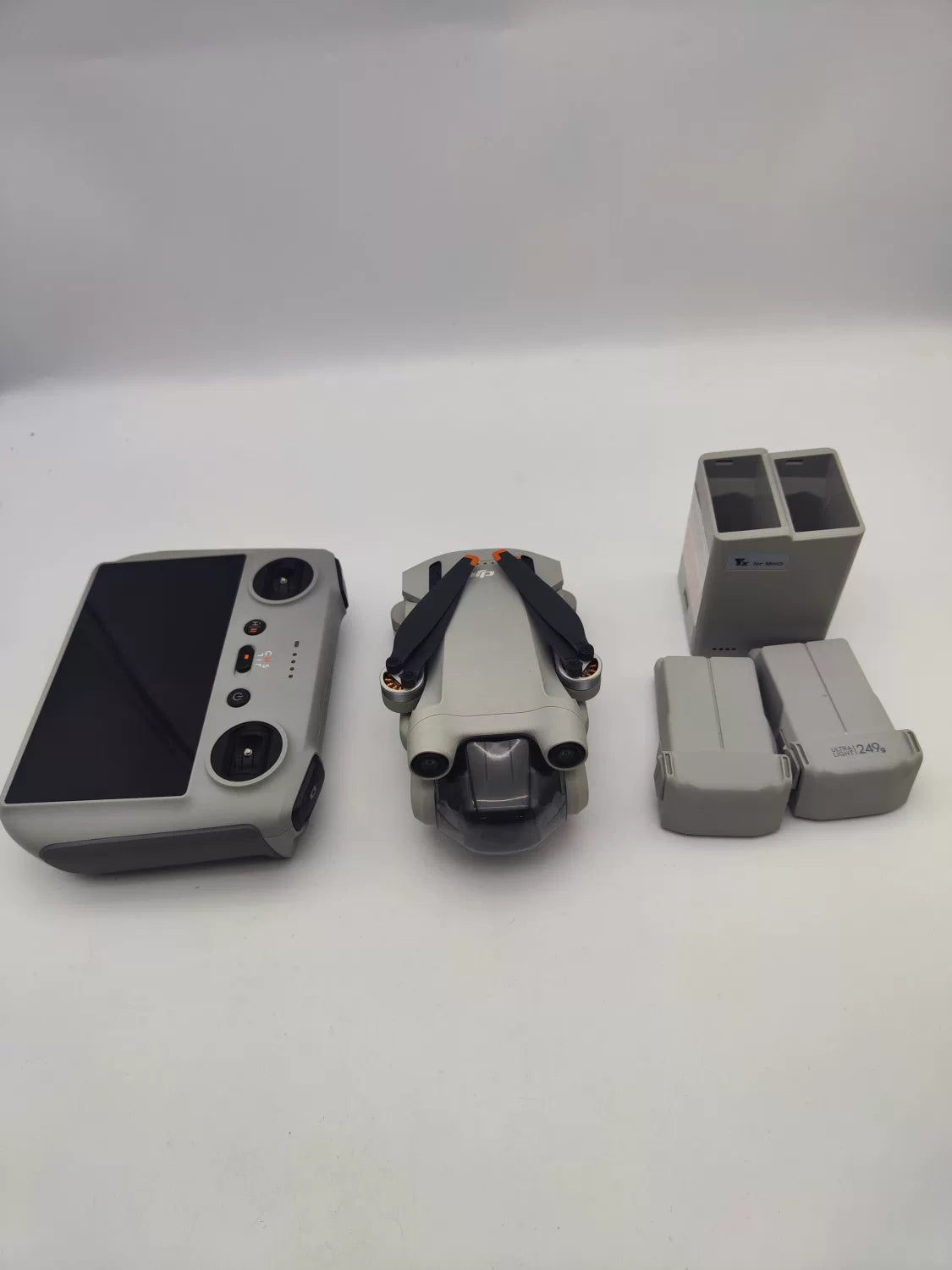 95% New (Like New) DJI Mini3pro with Screen Fly More Combo