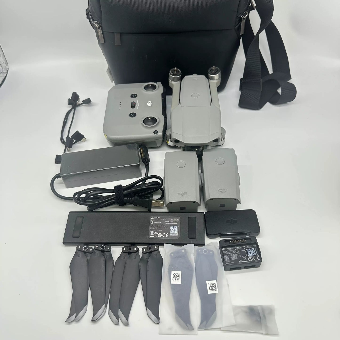 90% New (Excellent) DJI Air2 Fly More Combo