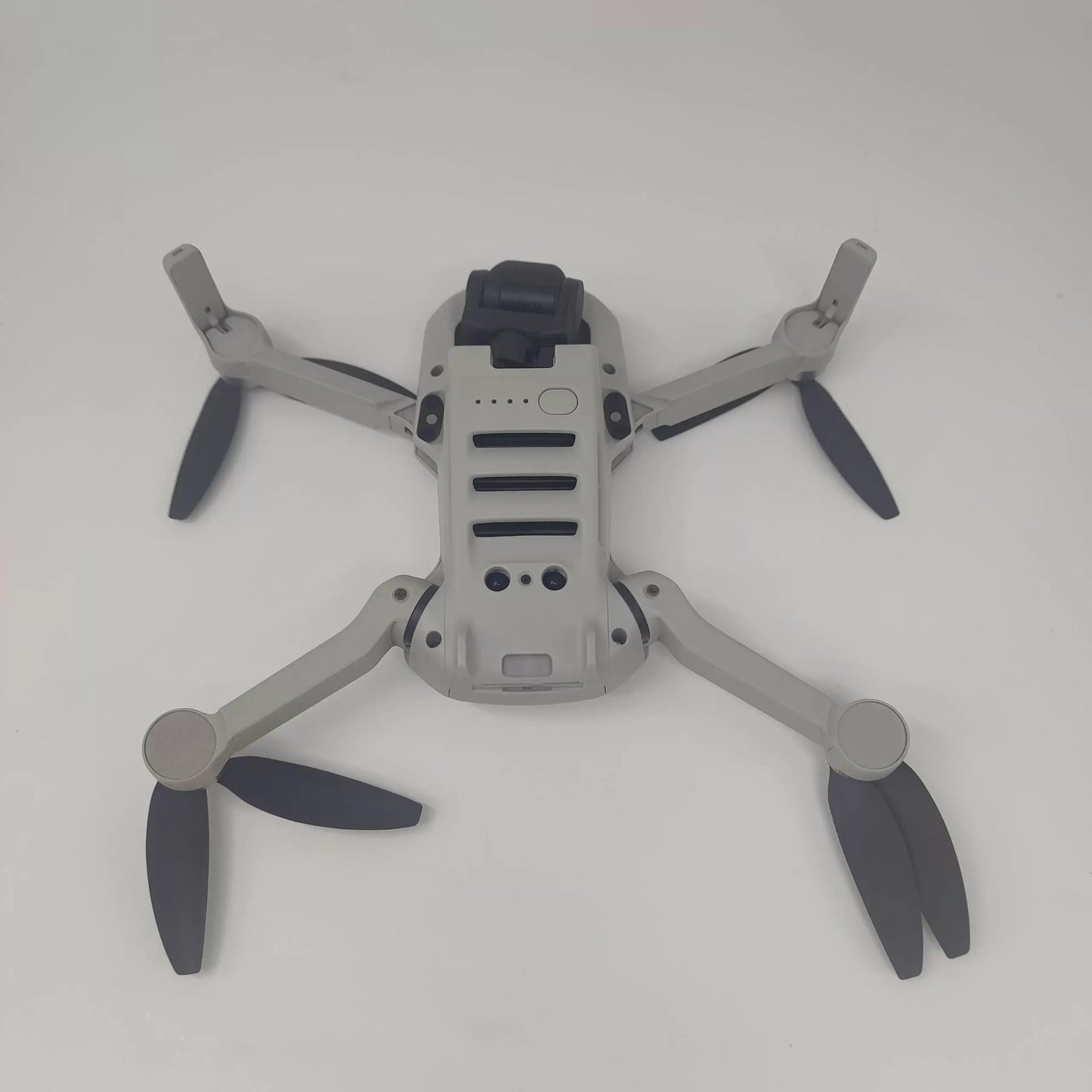 95% New (Like New) DJI Mini 2 SE Fly More Combo Under Warranty