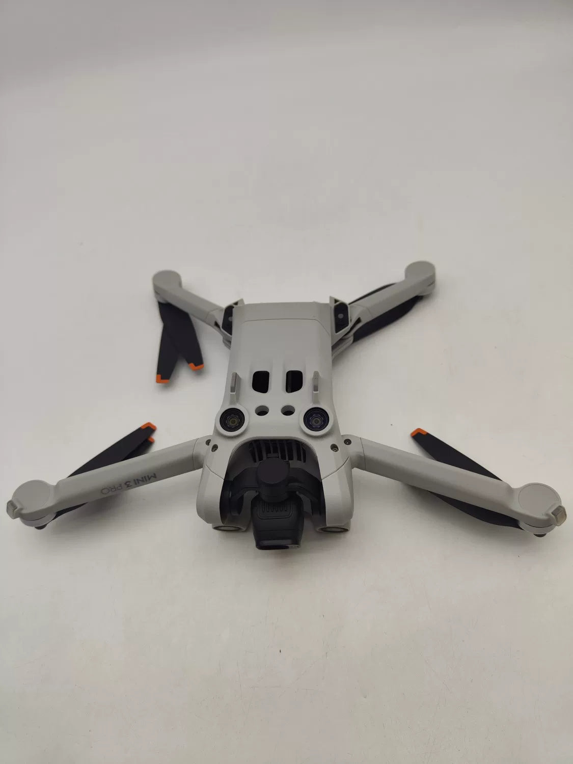 99% New (Mint) DJI mini3pro with Screen Fly More Combo