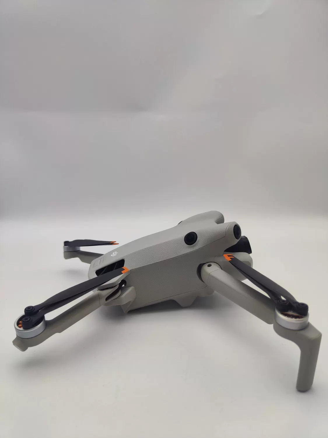 95% New (Like New) DJI mini4pro Fly More Combo