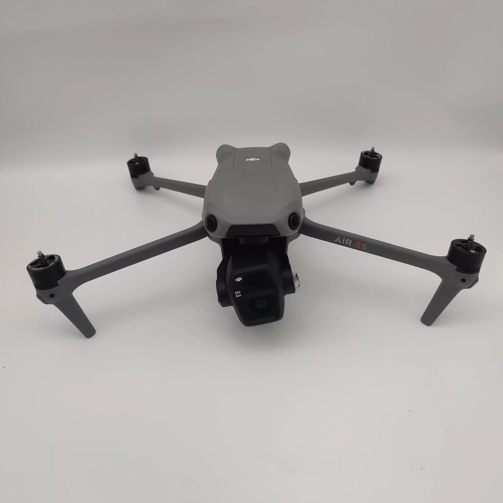 99% New (Mint) DJI AIR 3S with Screen Fly More Combo with DJI Care Refresh