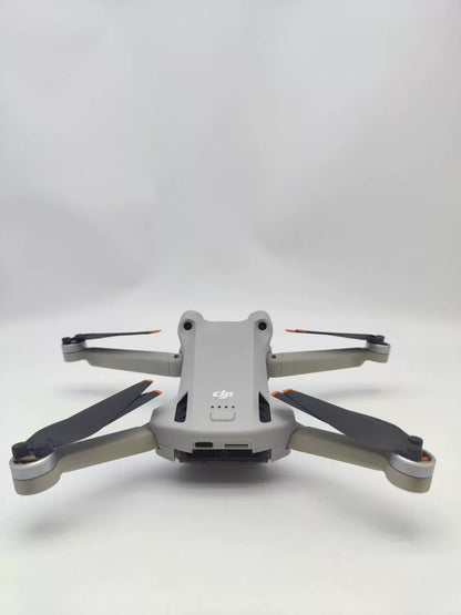 95% New (Like New) DJI mini3pro with Screen, Extended Battery Fly More Combo
