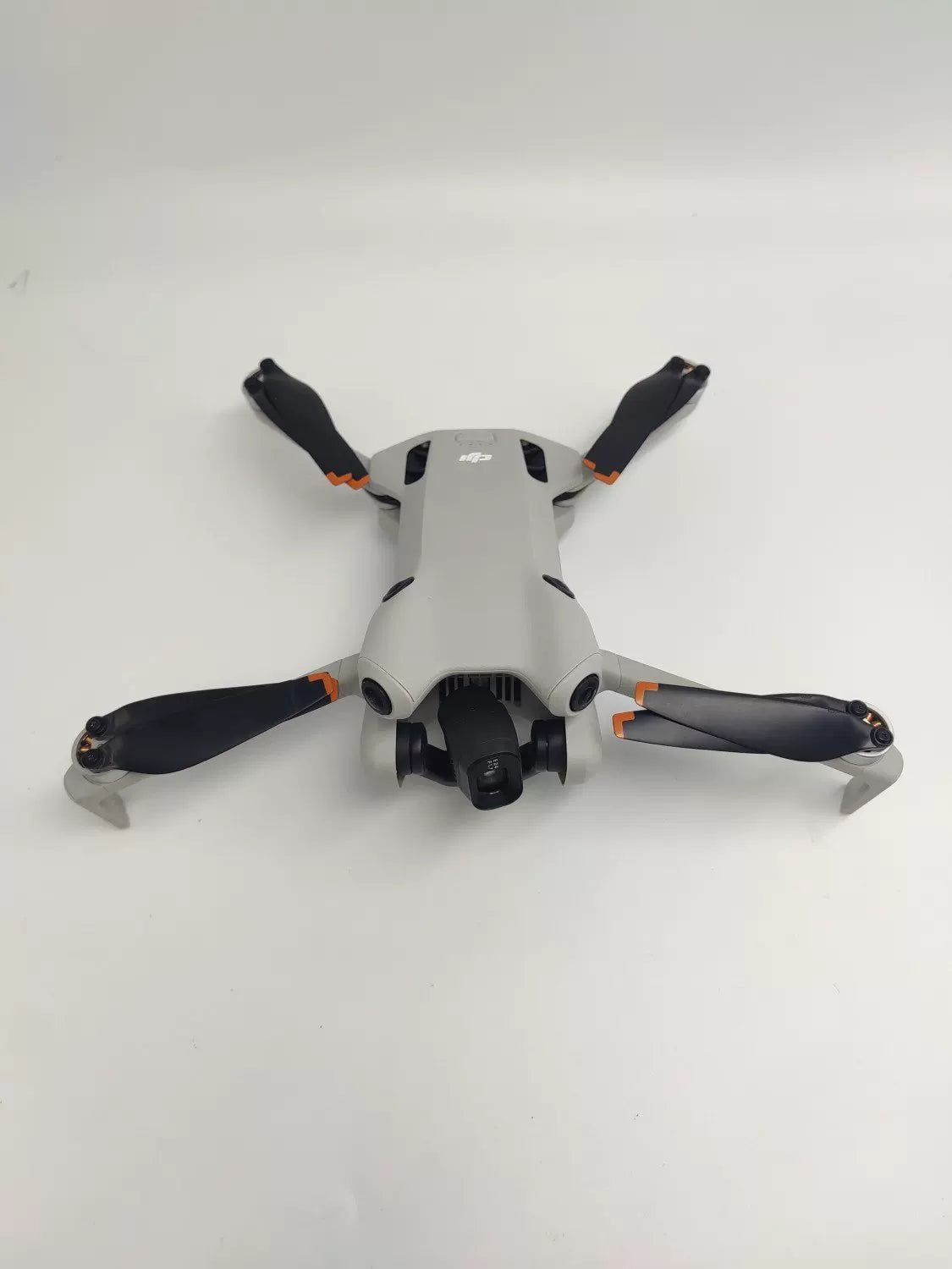 DJI Mini 4 pro with Screen Fly More Combo 2-Year DJI Care Refresh