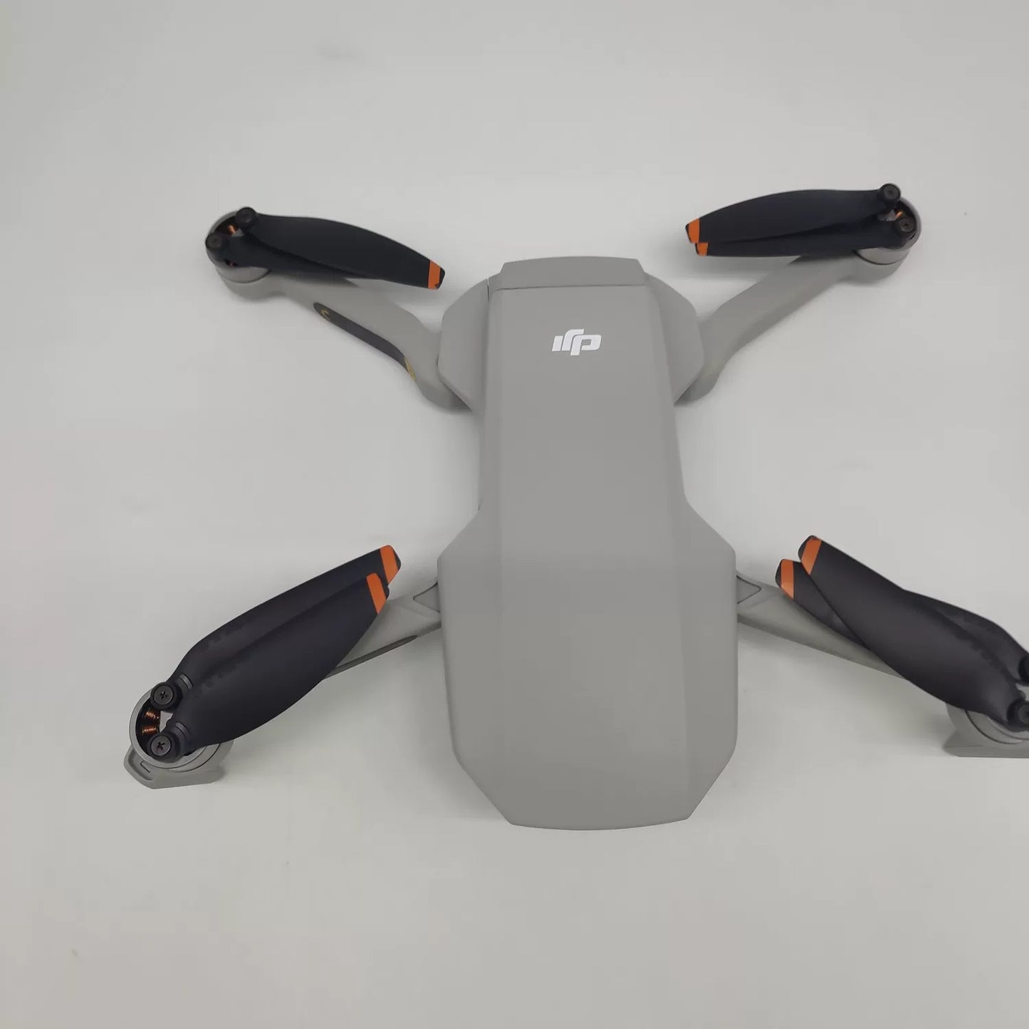 95% New (Like New) DJI Mini SE Fly More Combo