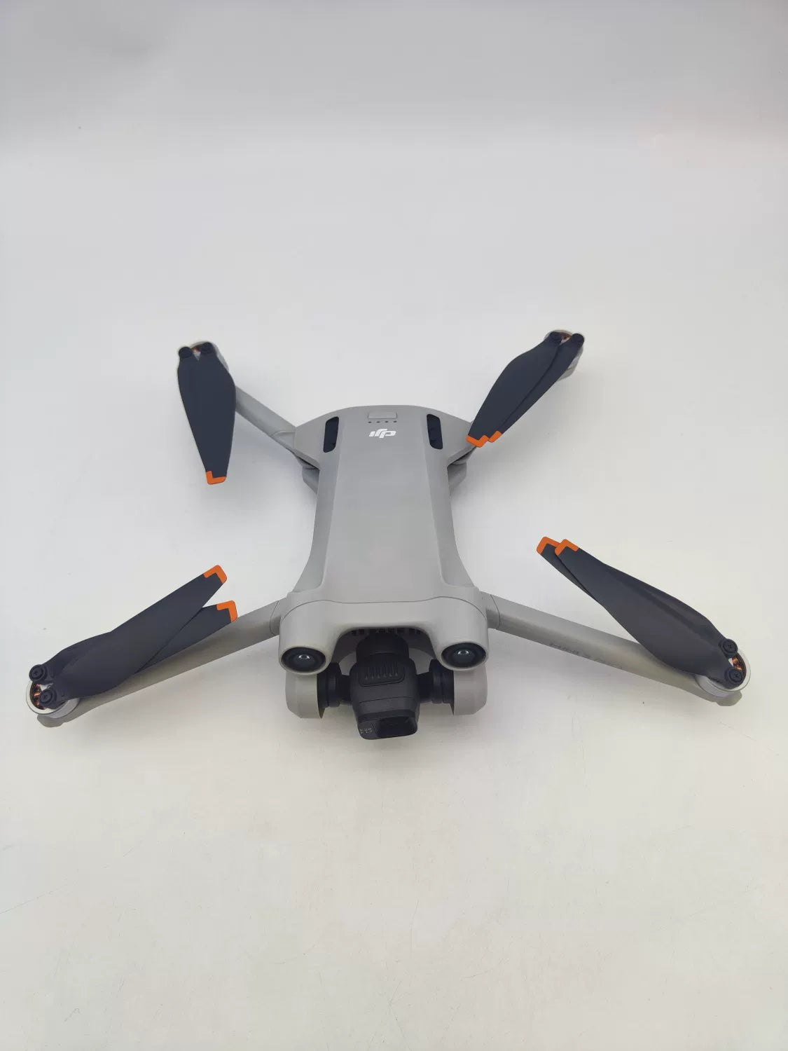 99% New (Mint) DJI mini3pro Fly More Combo with DJI Care Refresh