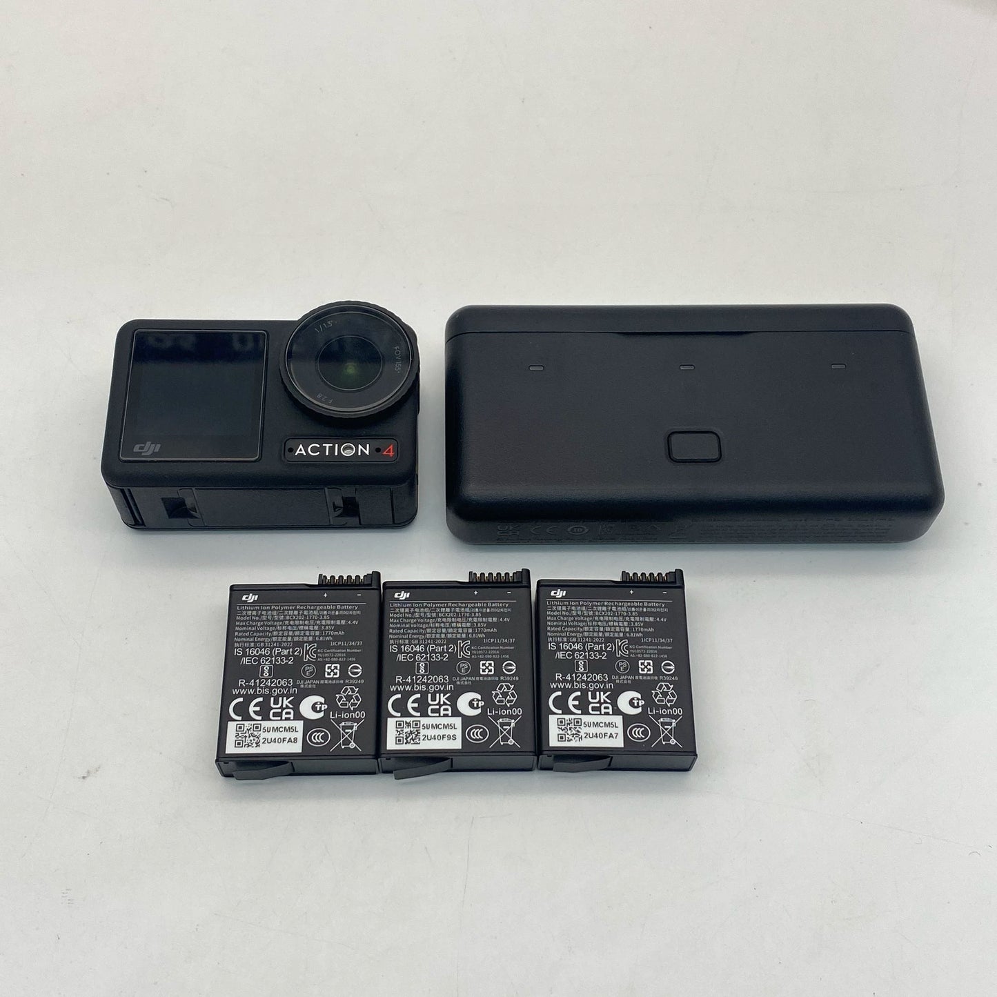 DJI Osmo Action 4 Ultimate Combo - Excellent (95% New)