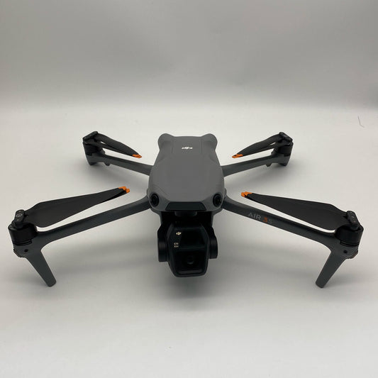 DJI Air 3S Fly More Combo مع جهاز تحكم عن بعد بشاشة وخدمة Care Refresh - كالجديد (99%)