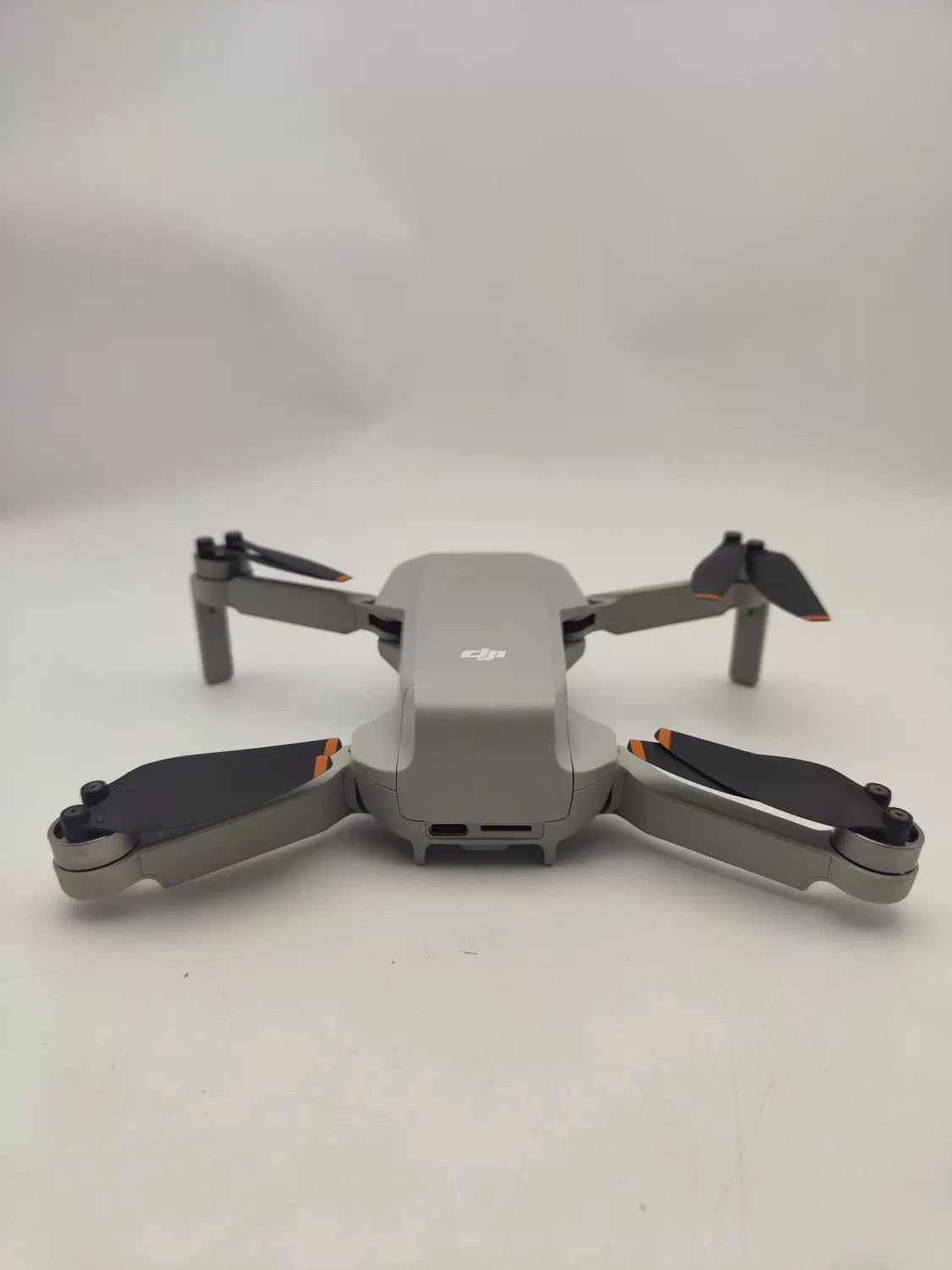 95% New (Like New) DJI mini2 Standard Combo Dual Battery with DJI Care Refresh