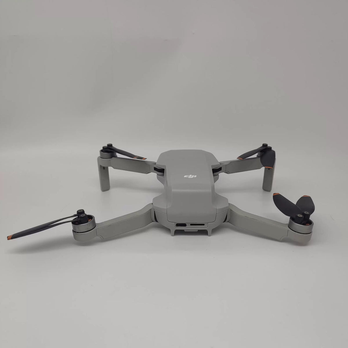 95% New (Like New) DJI Mini 2 Fly More Combo (4 Batteries)