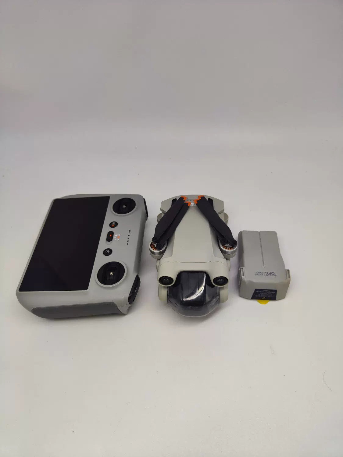 DJI Mini 3pro with Screen Standard Combo