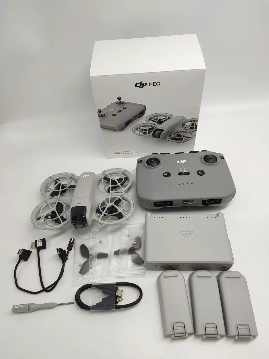 Near-New DJI Neo Fly More Combo