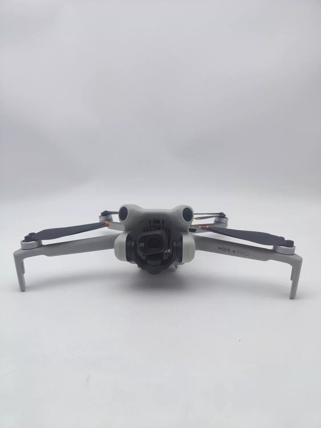 95% New (Like New) DJI mini4pro with Screen, Extended Battery Fly More Combo