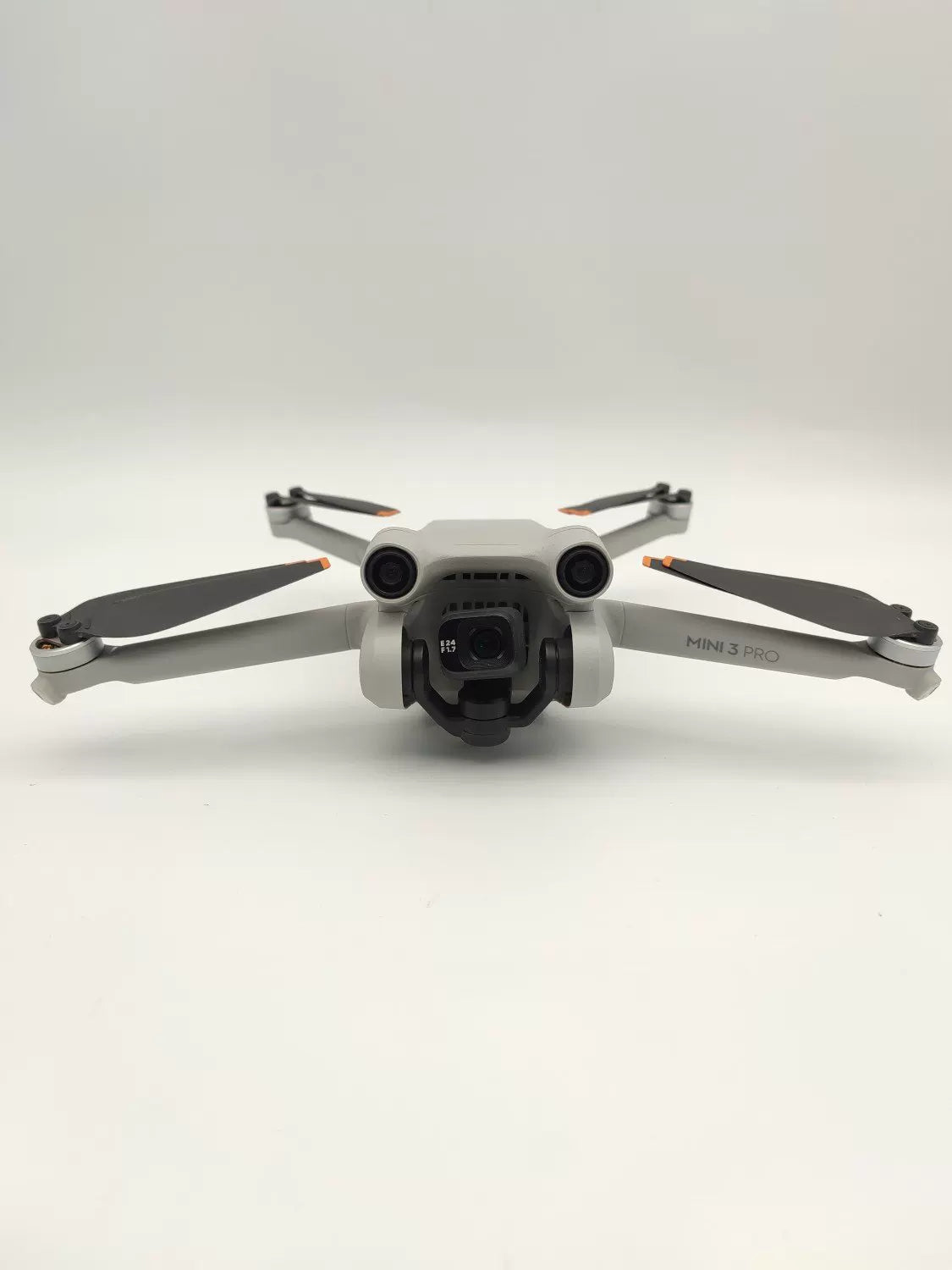DJI Mini 3 pro with Screen Fly More Combo