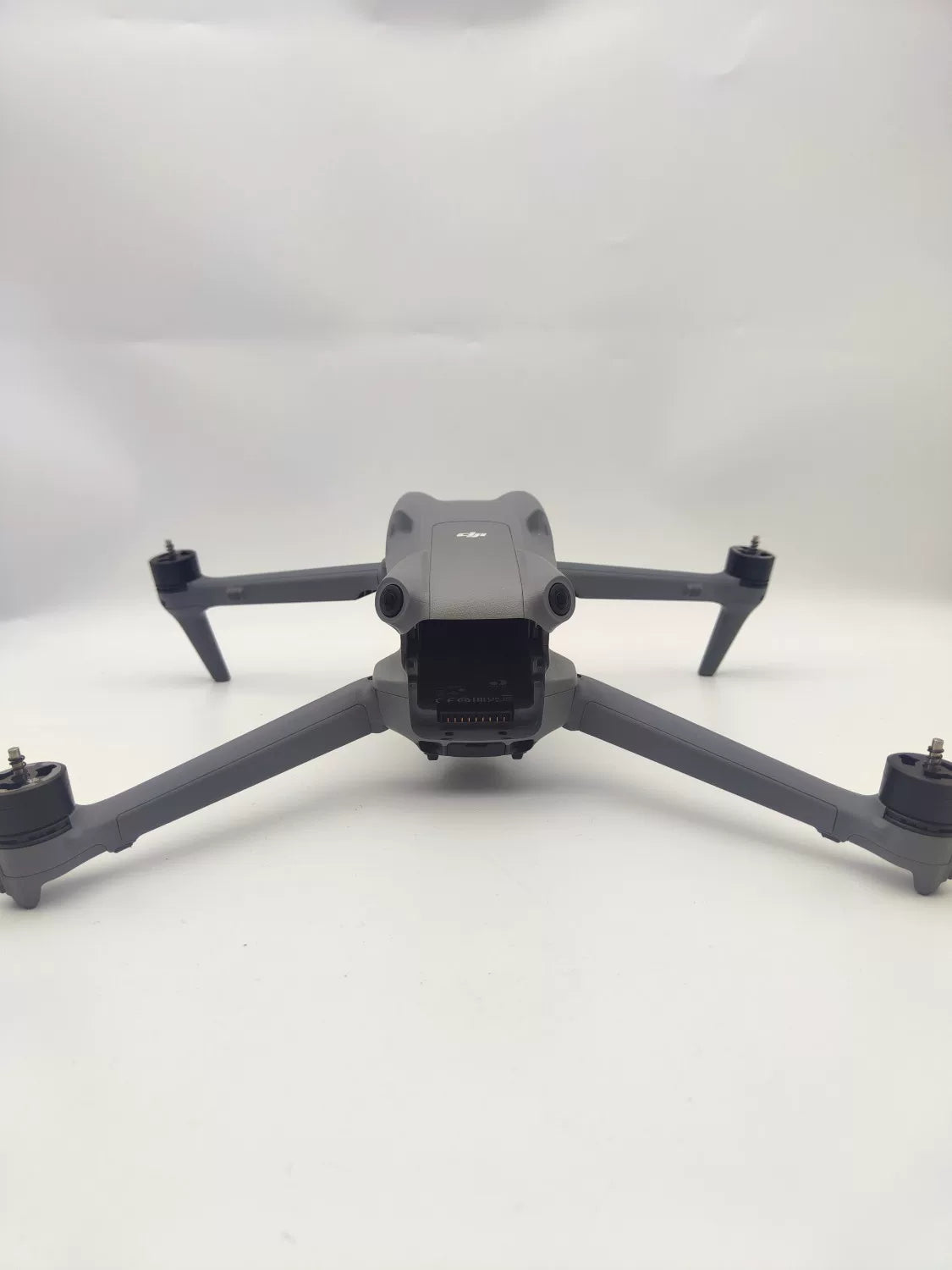 99% New (Mint) DJI Air3 Body Only