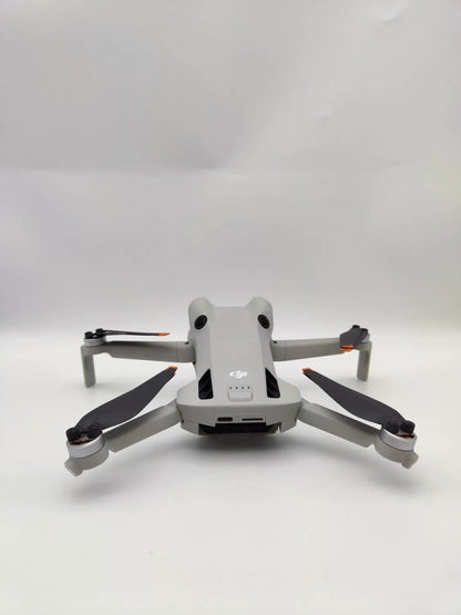 99% New (Mint) DJI mini4pro with Screen Fly More Combo