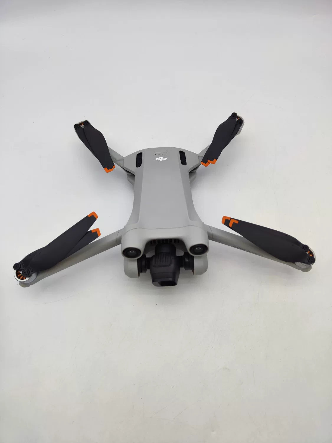 99% New (Mint) DJI mini3pro with Screen Fly More Combo
