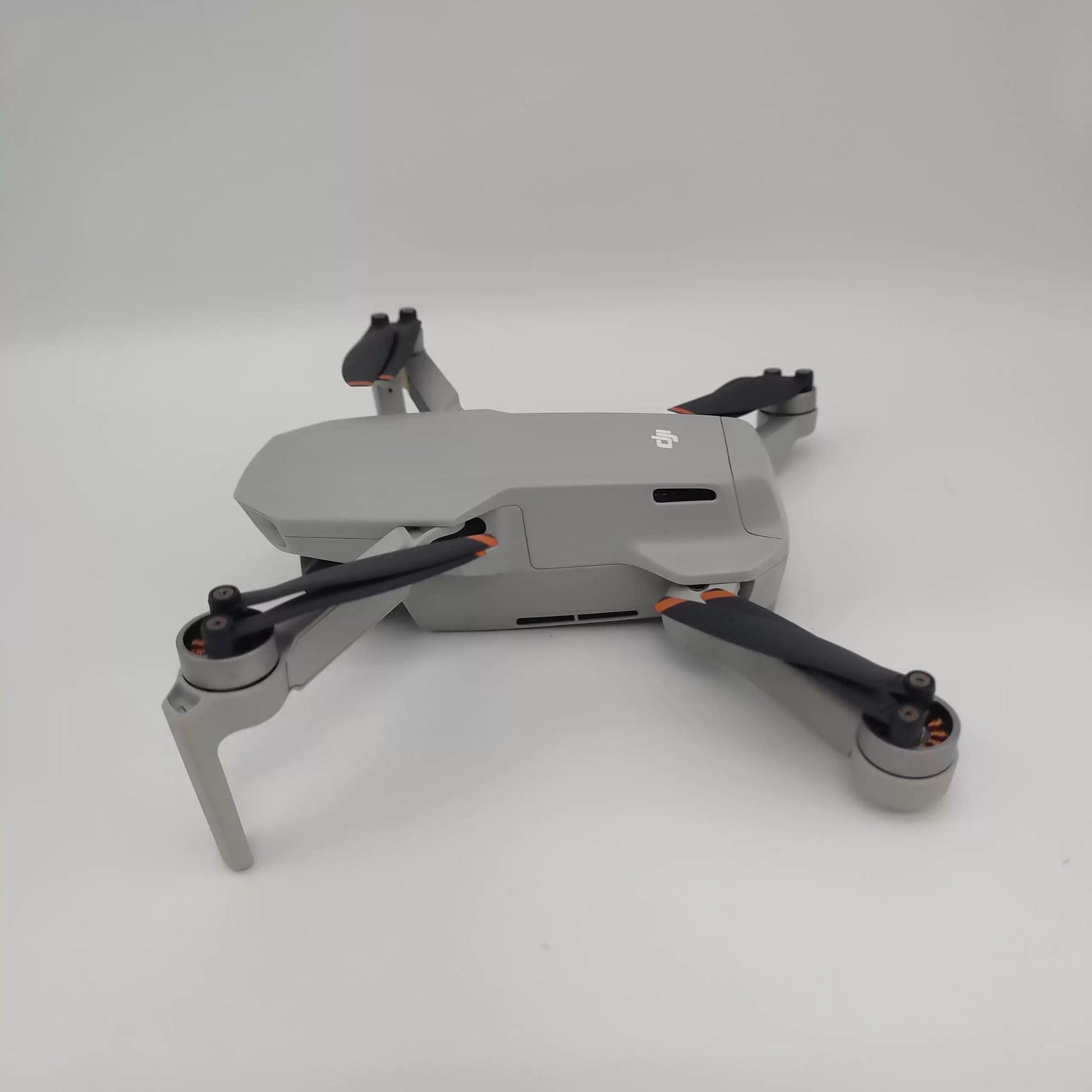 95% New (Like New) DJI Mini SE Fly More Combo