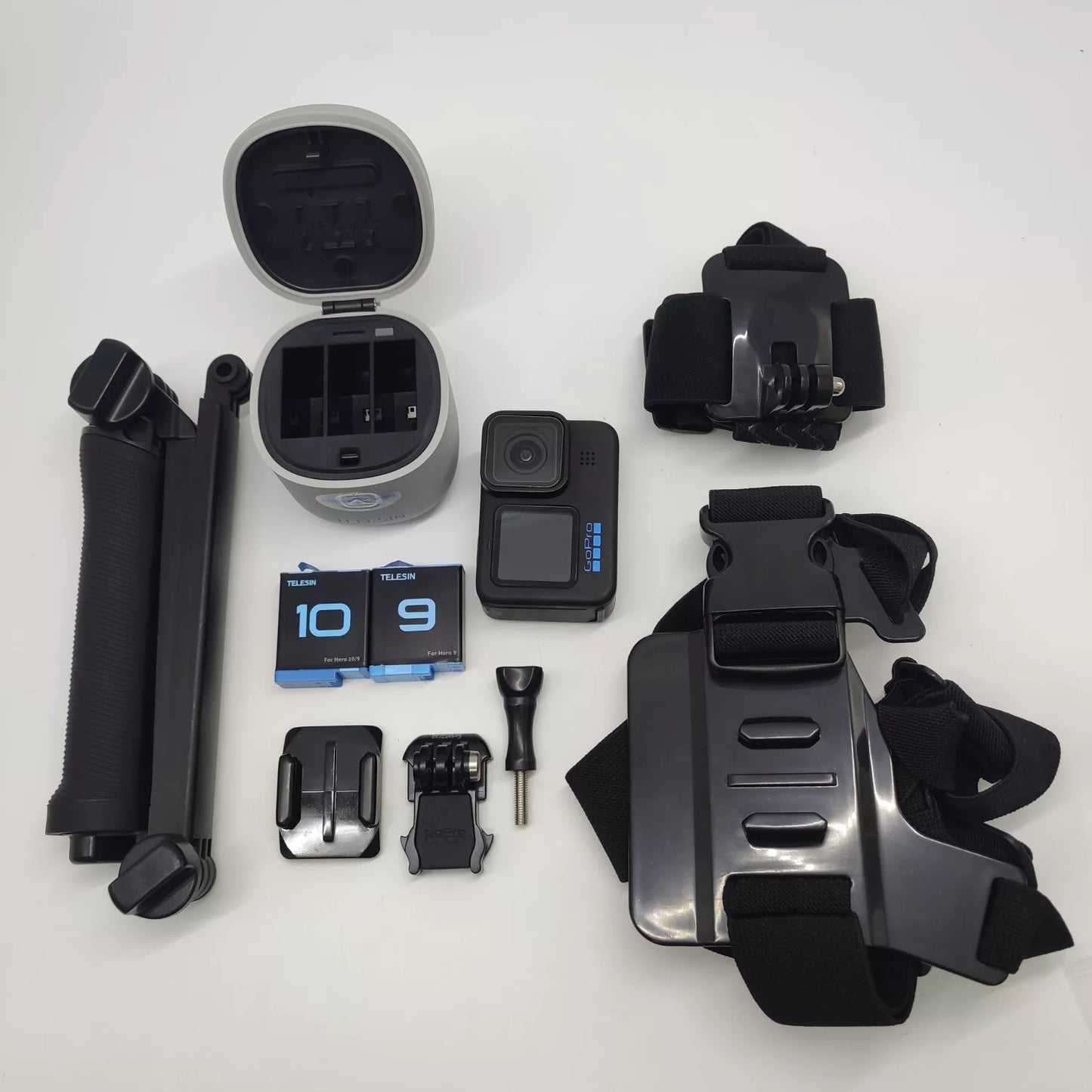 95% New (Like New) GoPro HERO10 Black Charging Hub Dual Battery + Selfie Stick
