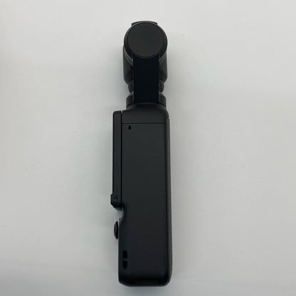 DJI Osmo Pocket 3 Ultimate Combo with Care Refresh - Excellent (95% New)