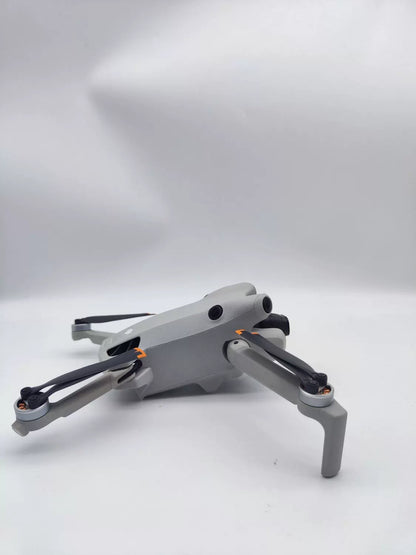99% New (Mint) DJI mini4pro with Screen Fly More Combo