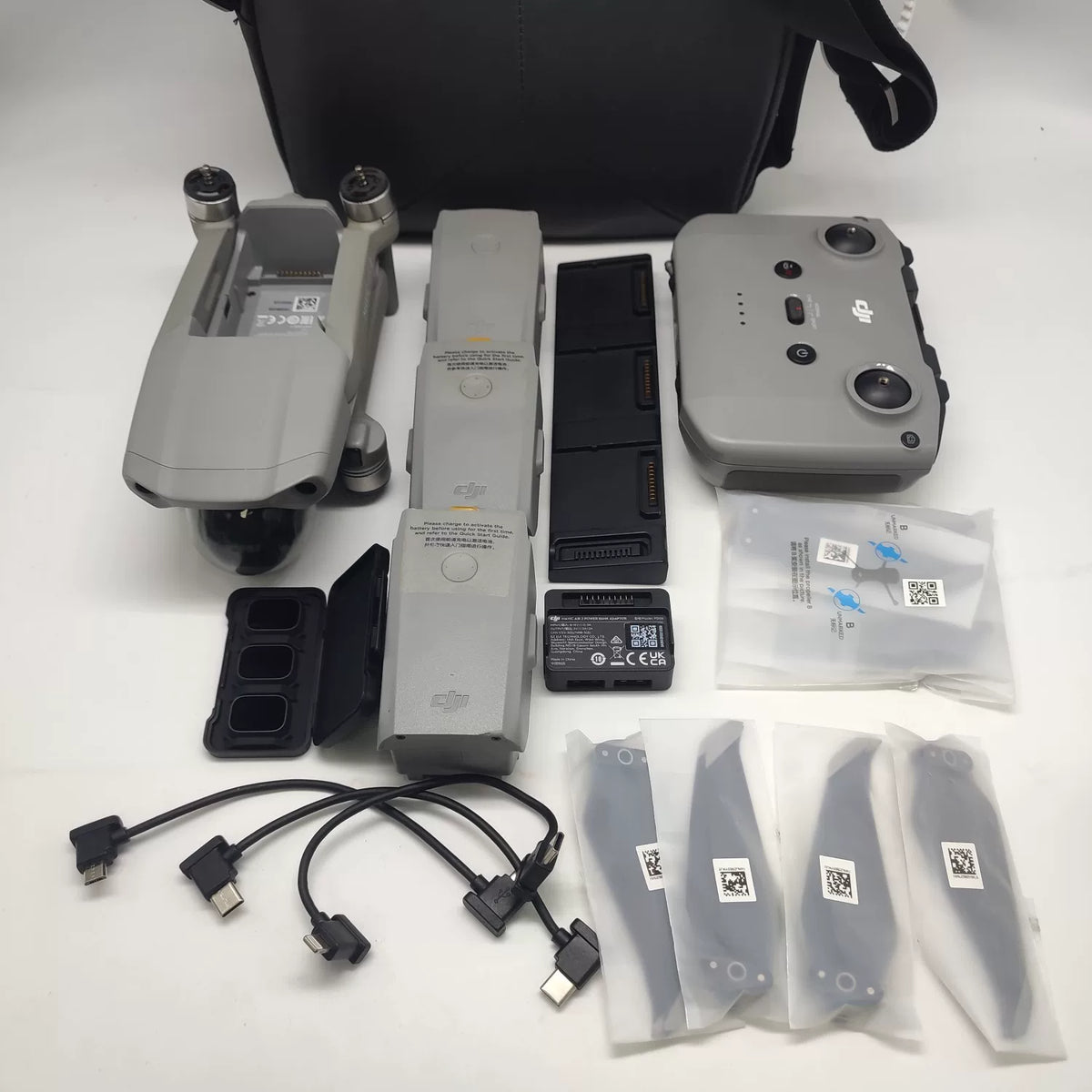 95% New (Like New) DJI Air 2 Fly More Combo Triple Battery