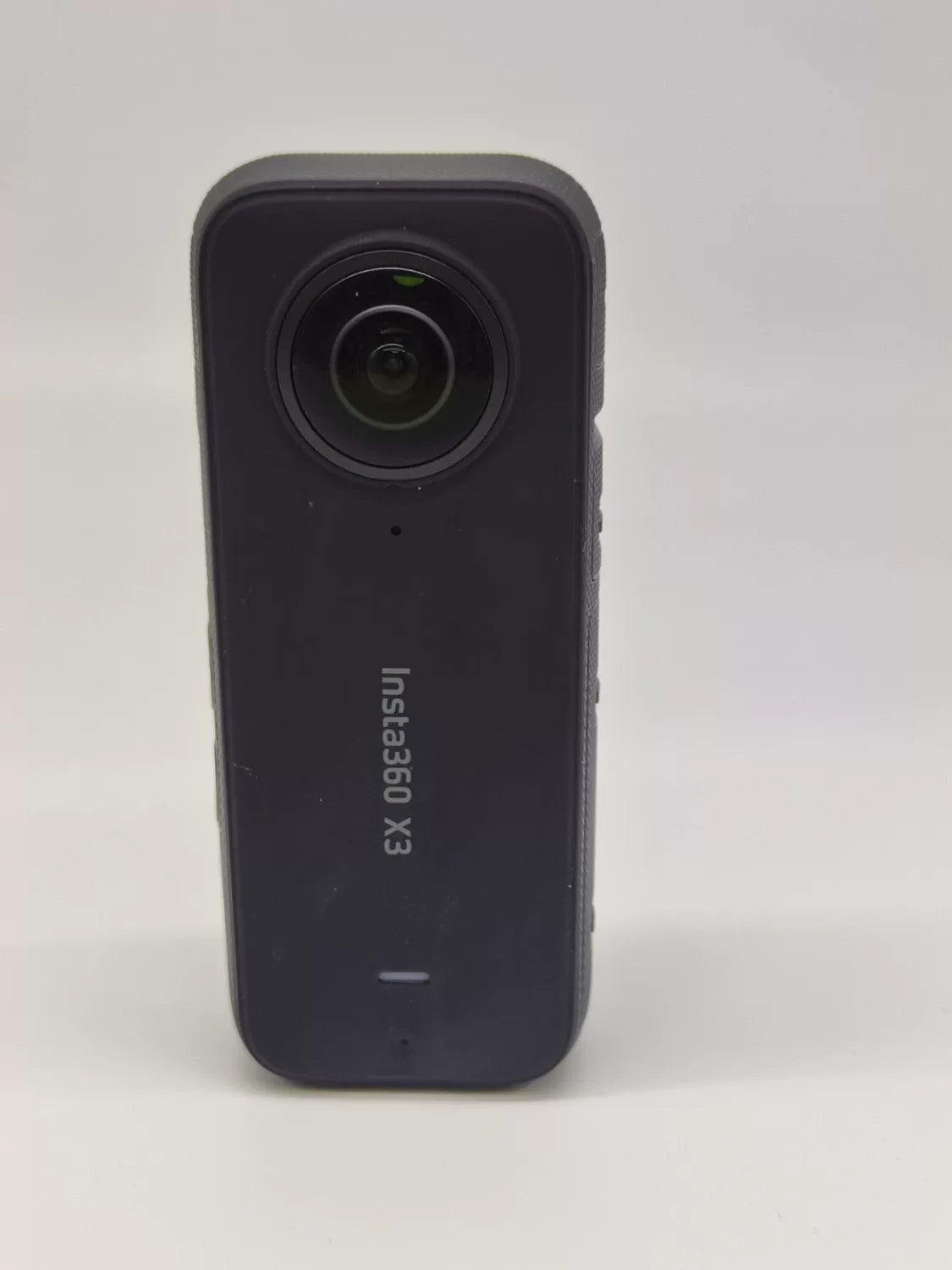 95% New (Like New) insta360/ Insta360 X3