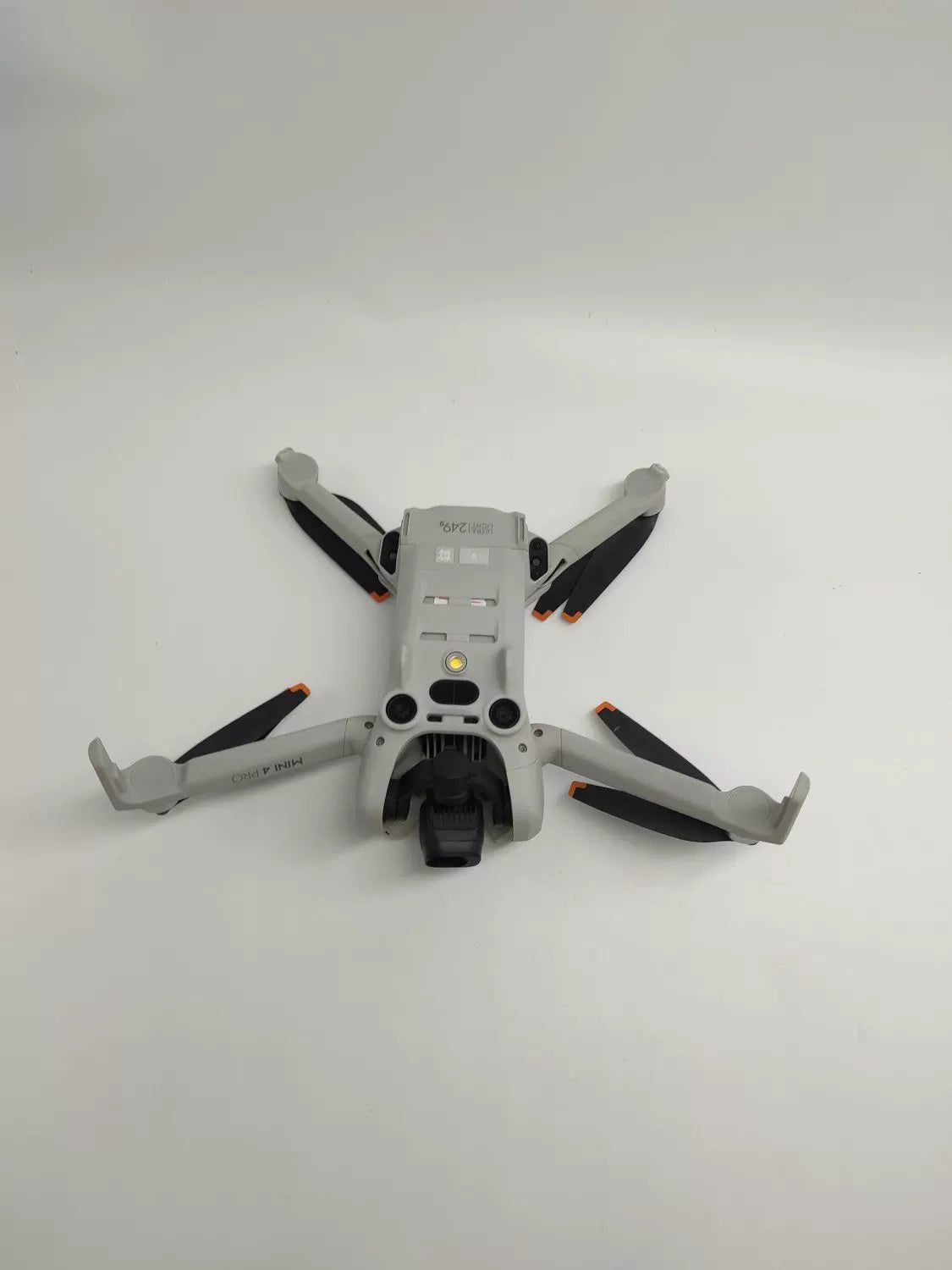 DJI Mini4pro with Screen Fly More Combo with DJI Care Refresh