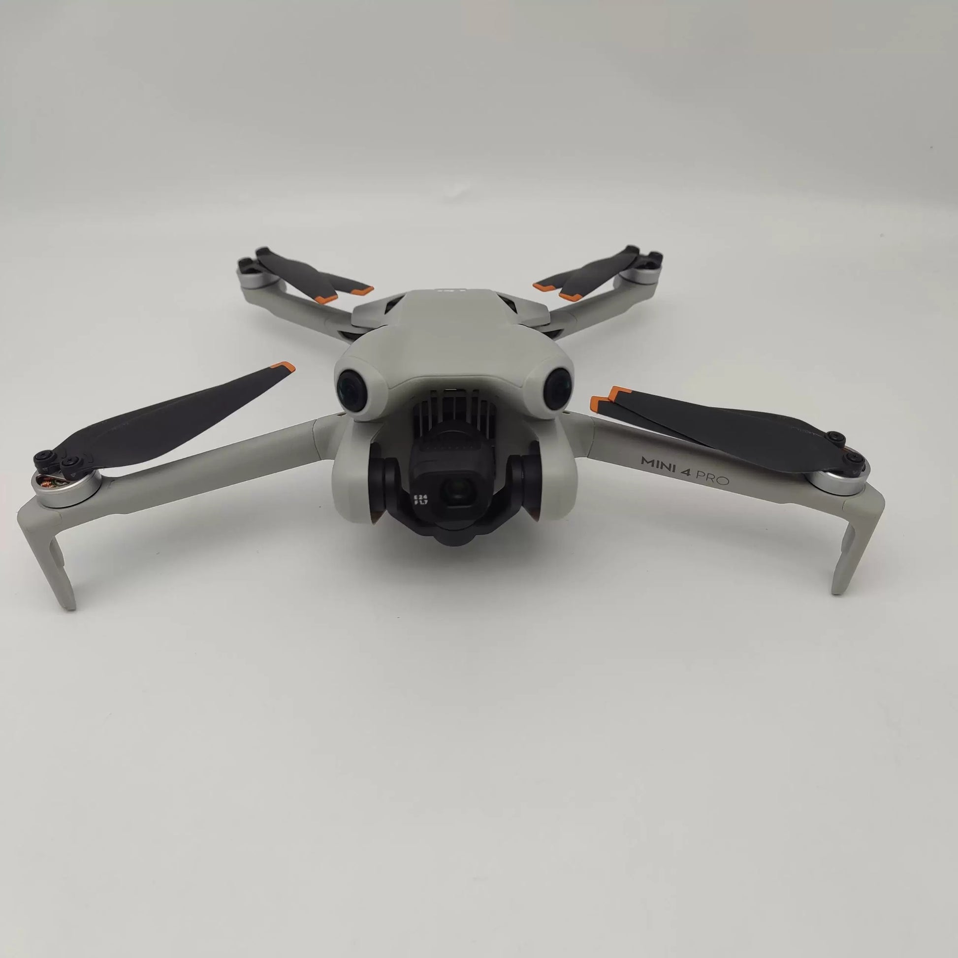 99% New (Mint) DJI Mini 4 Pro with Screen, Extended Battery with DJI Care Refresh