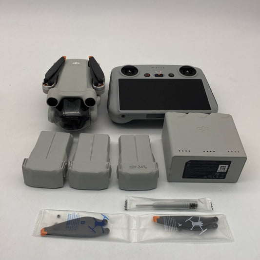 DJI Mini 3 Pro with Screen Remote - Long Range Fly More - Excellent (95% New)
