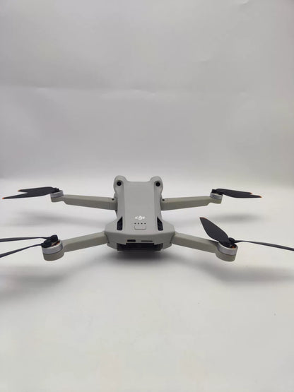95% New (Like New) DJI mini3pro with Screen, Extended Battery Fly More Combo