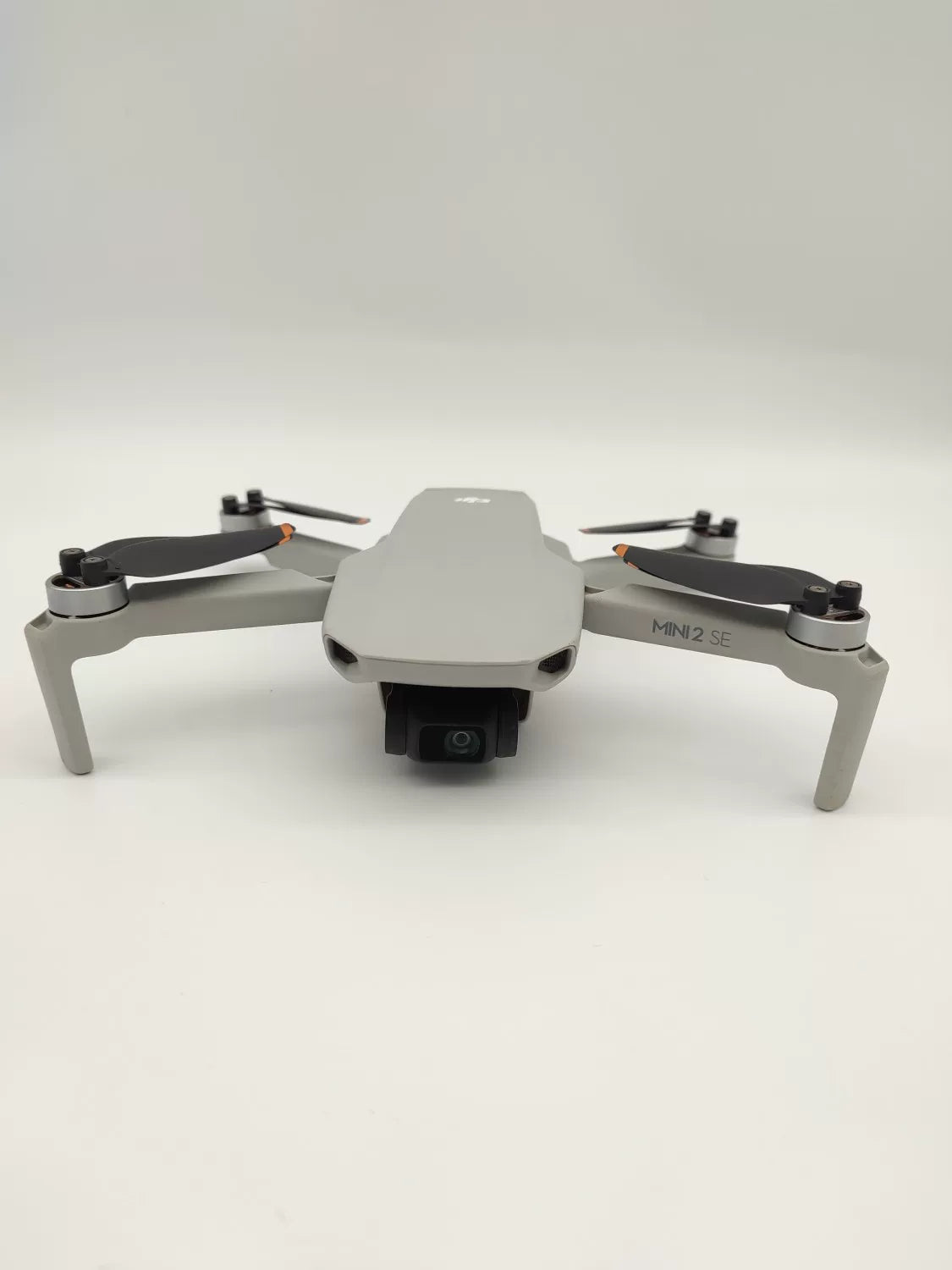 95% New (Like New) DJI Mini2 SE Standard Combo 2-Year DJI Care Refresh