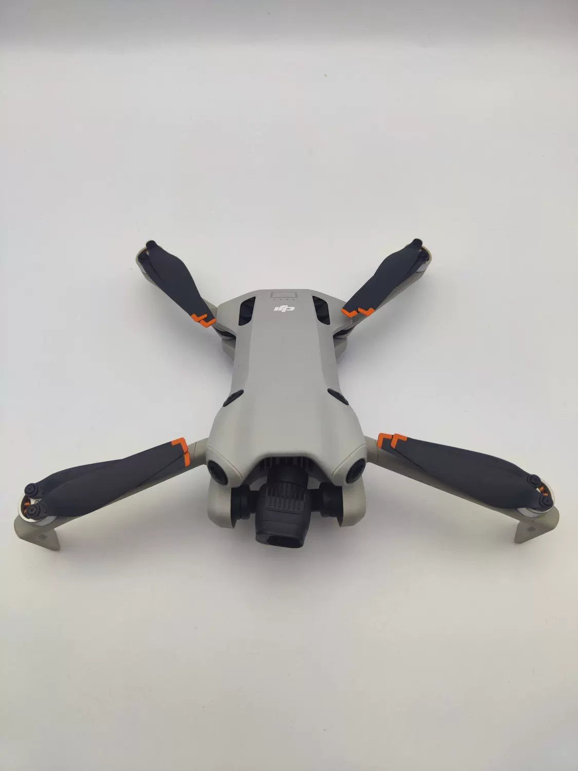 95% New (Like New) DJI Mini4pro with Screen Fly More Combo