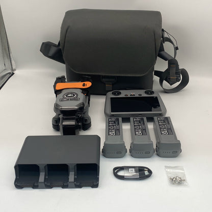 DJI Air 3S Fly More Combo مع جهاز تحكم عن بعد بشاشة + وحدة 4G - ممتاز (95% جديد)