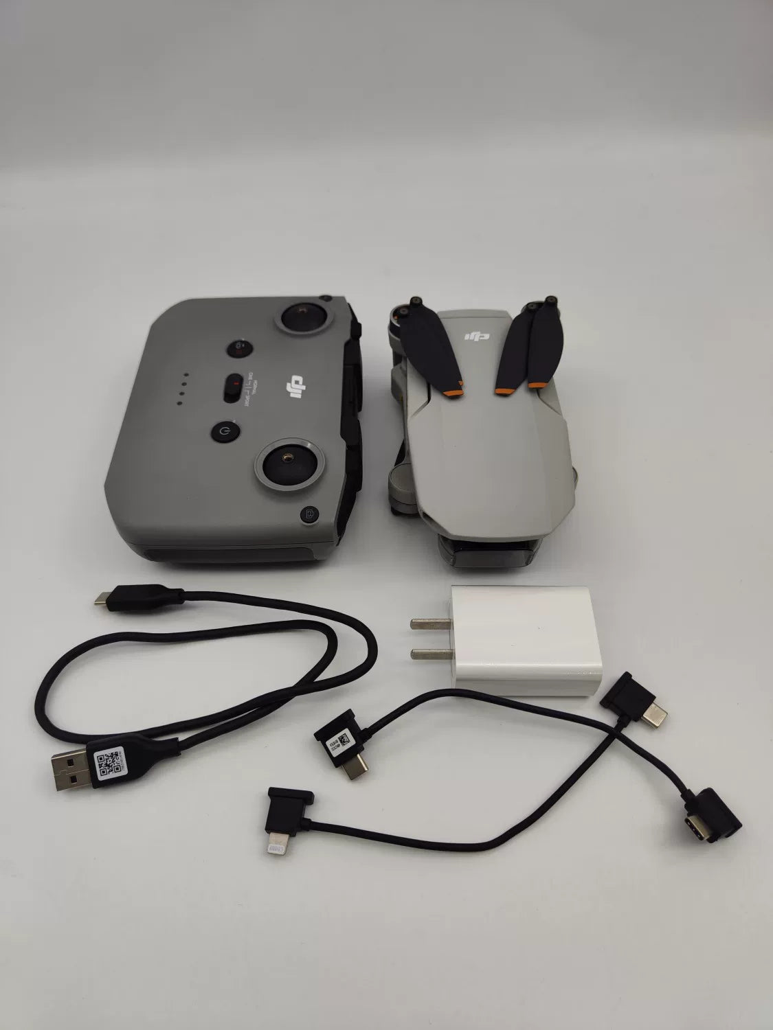 95% New (Like New) DJI mini2 Standard Combo