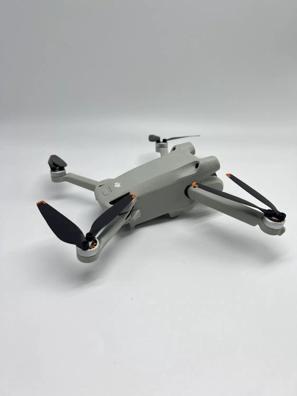 DJI Mini3pro with Screen, Extended Battery Fly More Combo with DJI Care Refresh