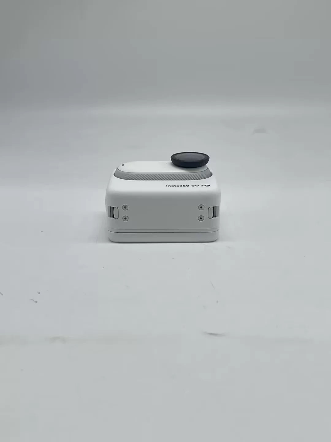 99% New (Mint) Insta360 GO 3s 128G
