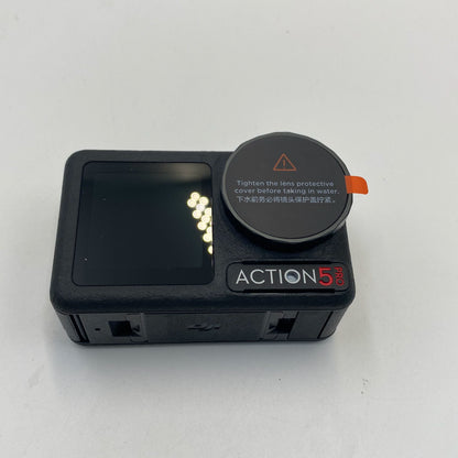 DJI Osmo Action 5 Pro Standard Kit - Like New (99%)