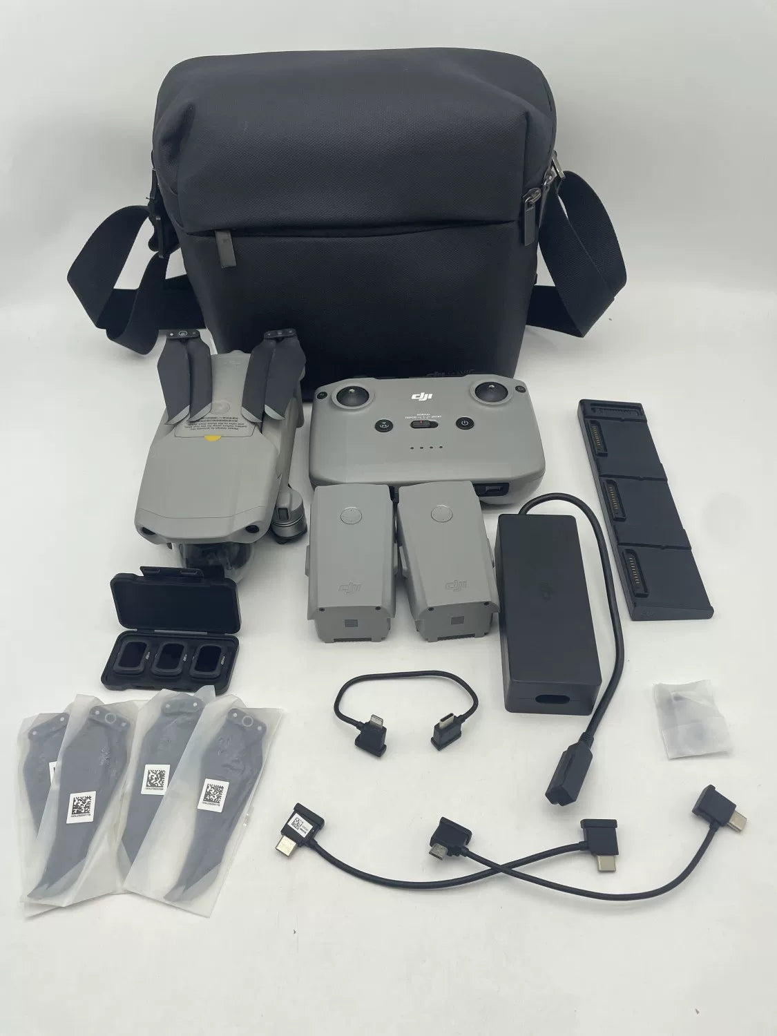 95% New (Like New) DJI Air 2 Fly More Combo