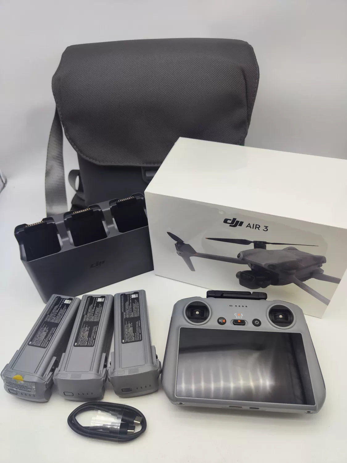 Brand New DJI air3 with Screen Fly More Combo with DJI Care Refresh
